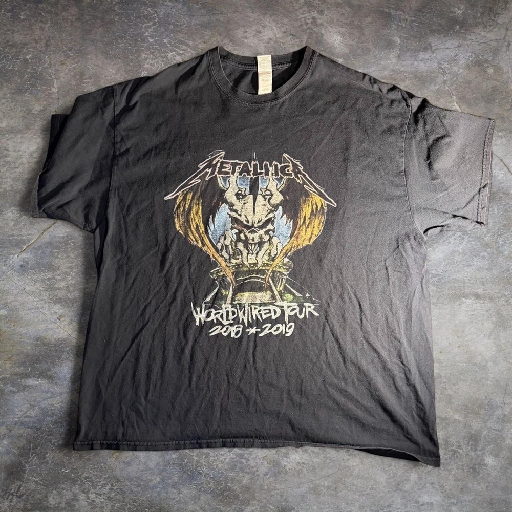Metallica WorldWired Tour 2018-2019 Graphic Band T-Shirt Size 2XL